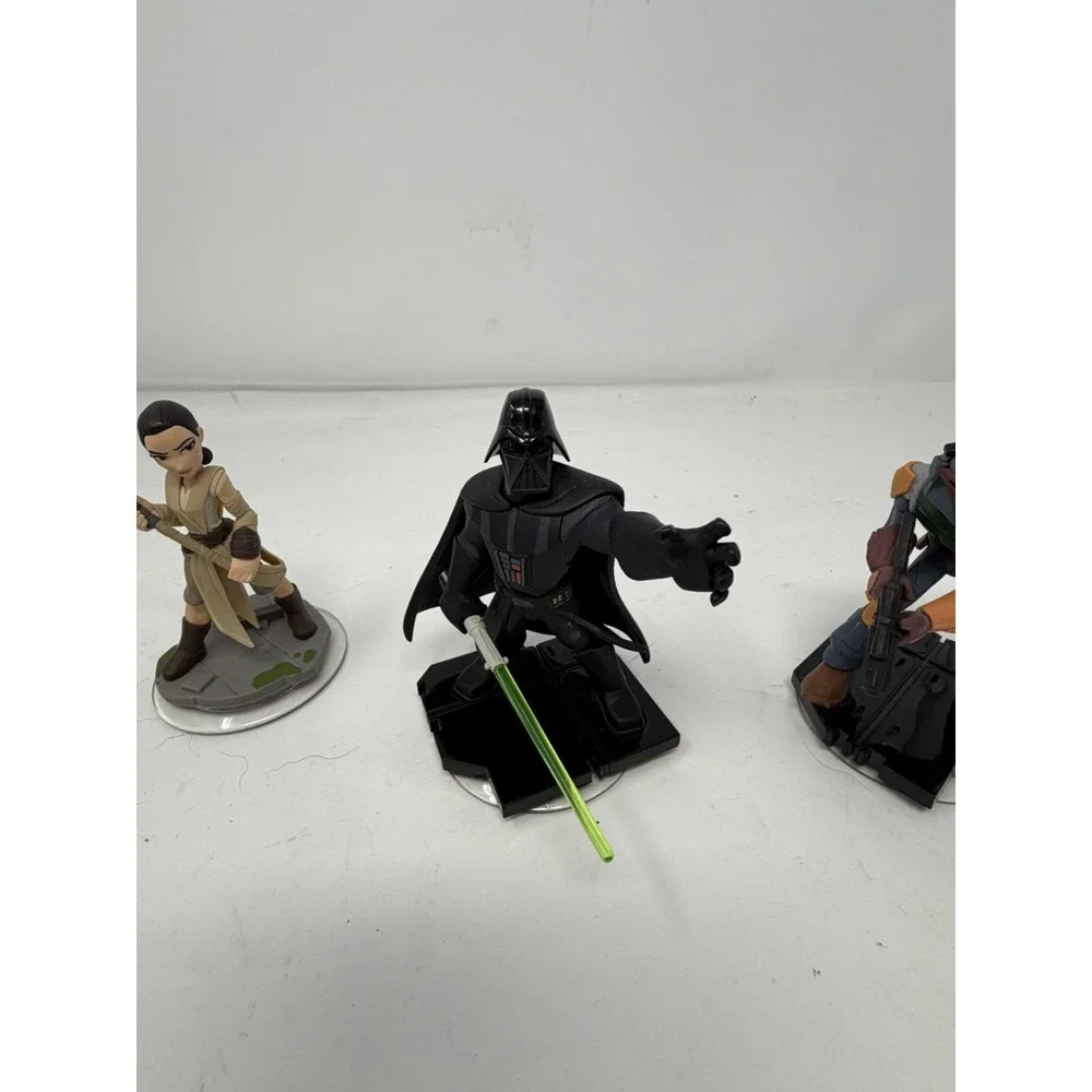 Disney Infinity 3.0 Star Wars 6 Figure Lot: Vader, Boba Fett, Han Solo, Rey,Finn